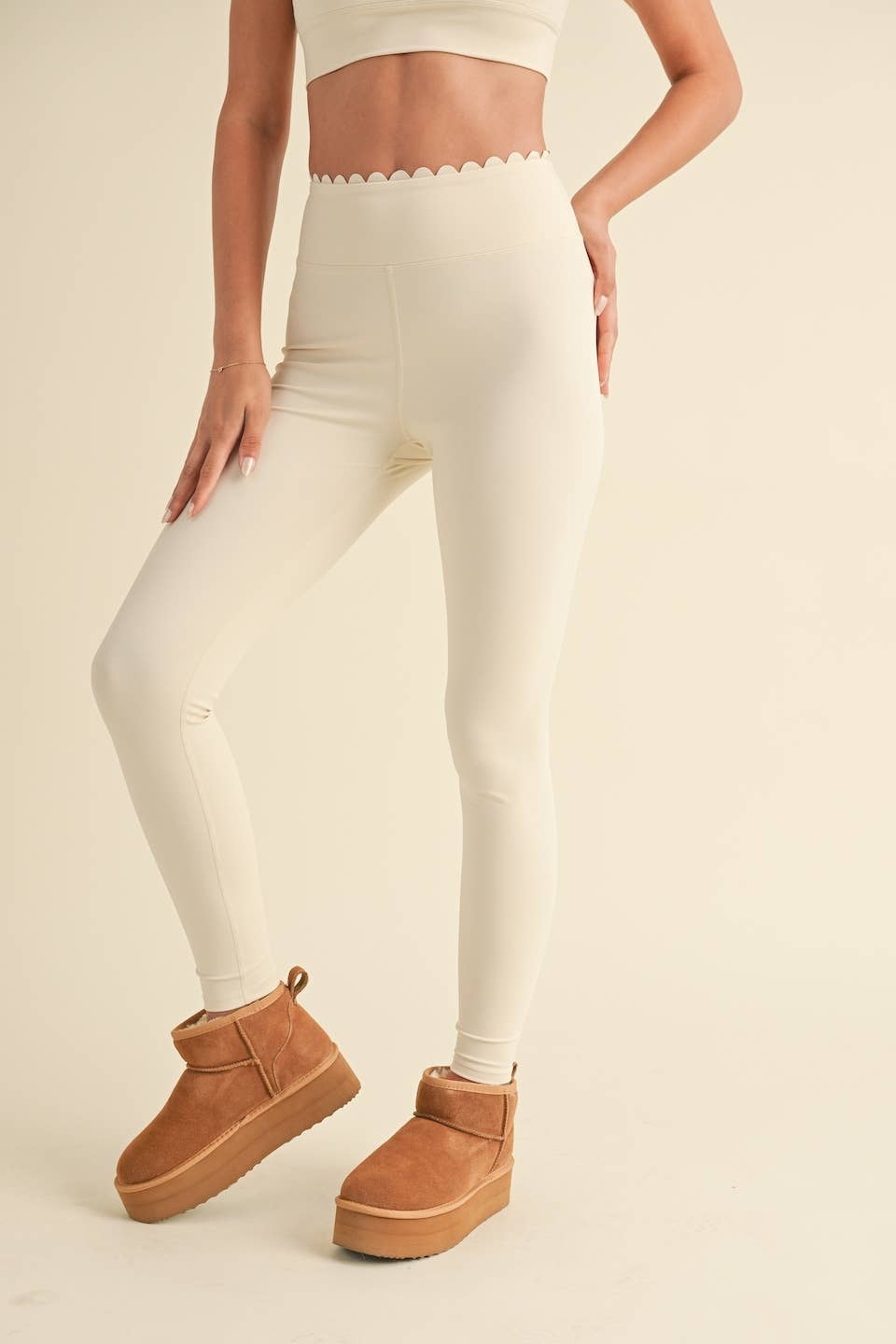 Scallop Edge V-Back Bra Top and Full Length Leggings Set