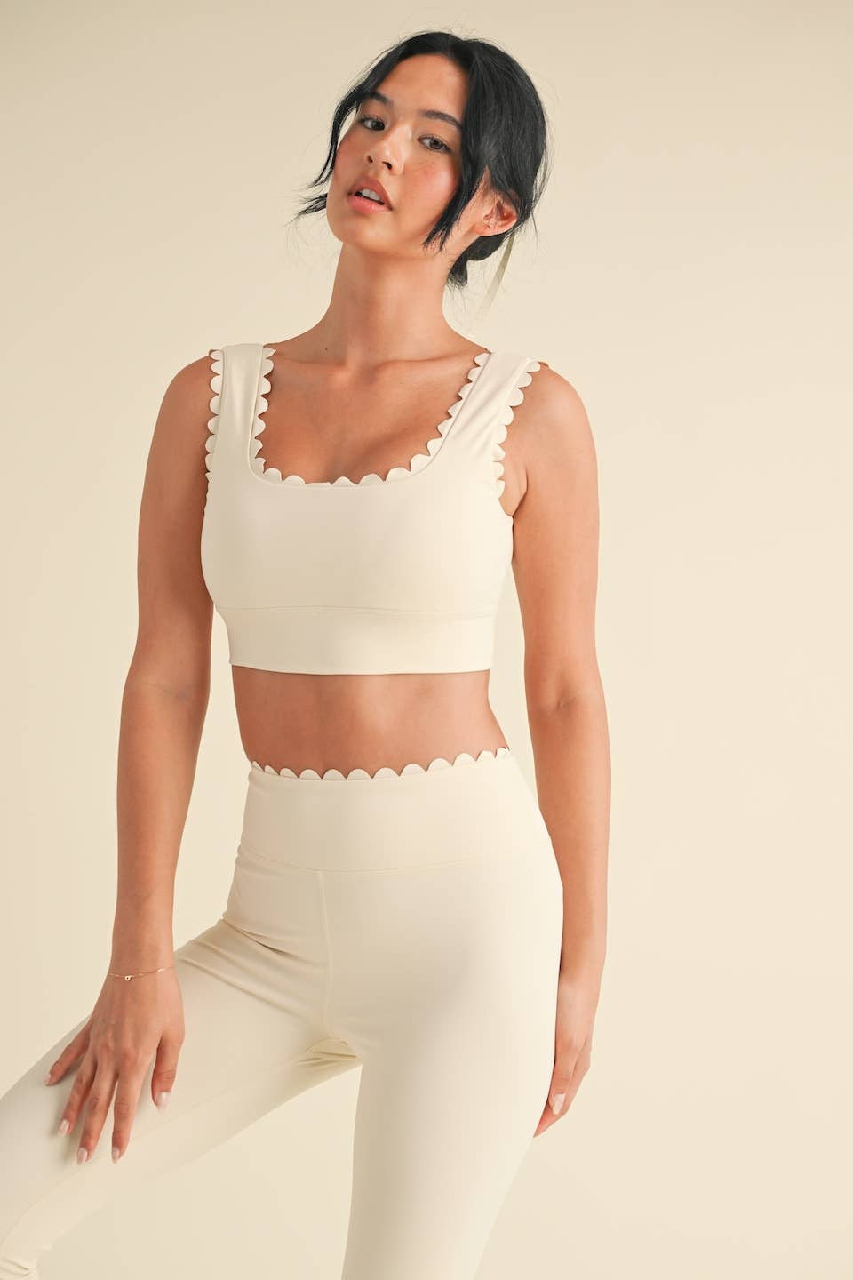 Scallop Edge V-Back Bra Top and Full Length Leggings Set