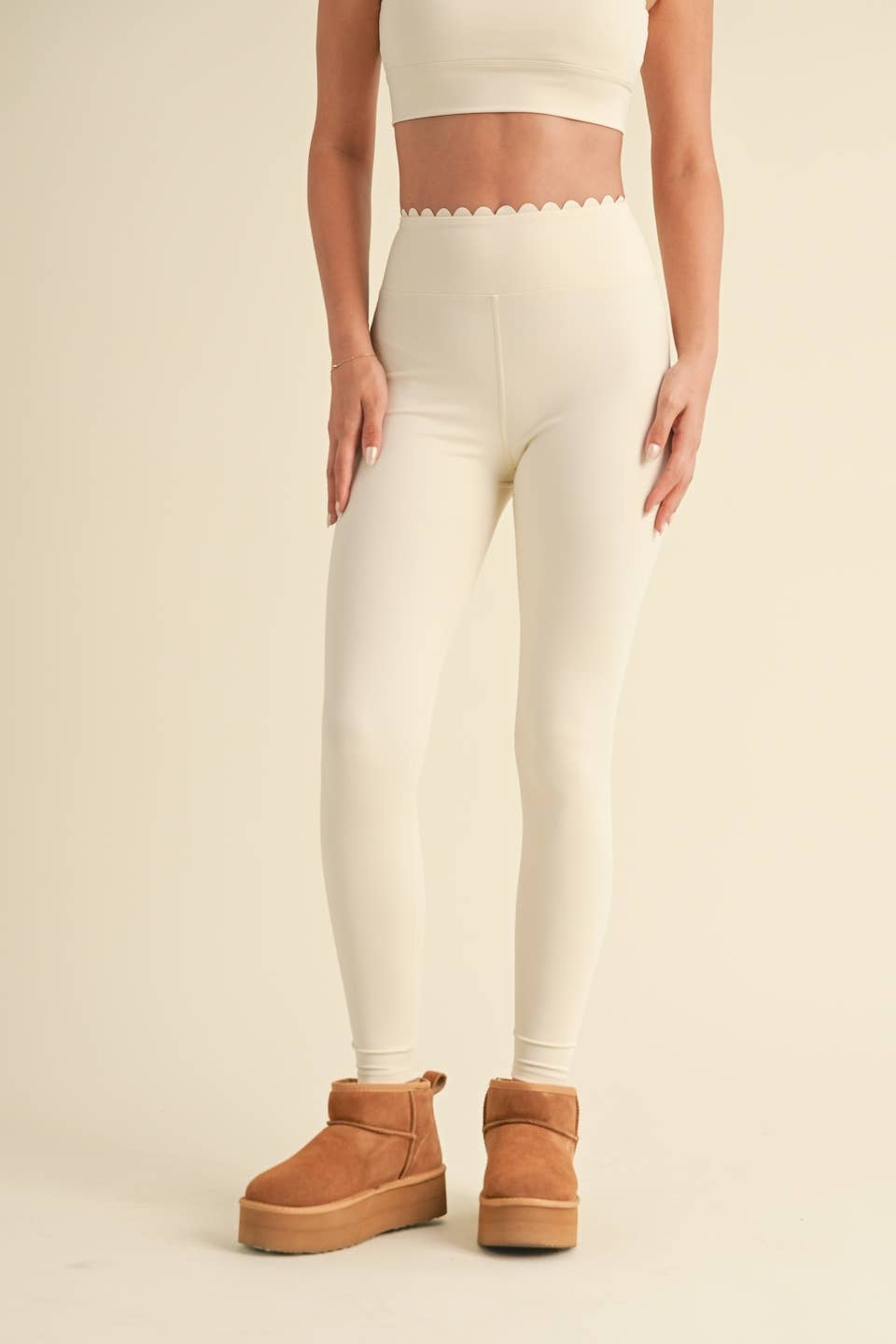Scallop Edge V-Back Bra Top and Full Length Leggings Set