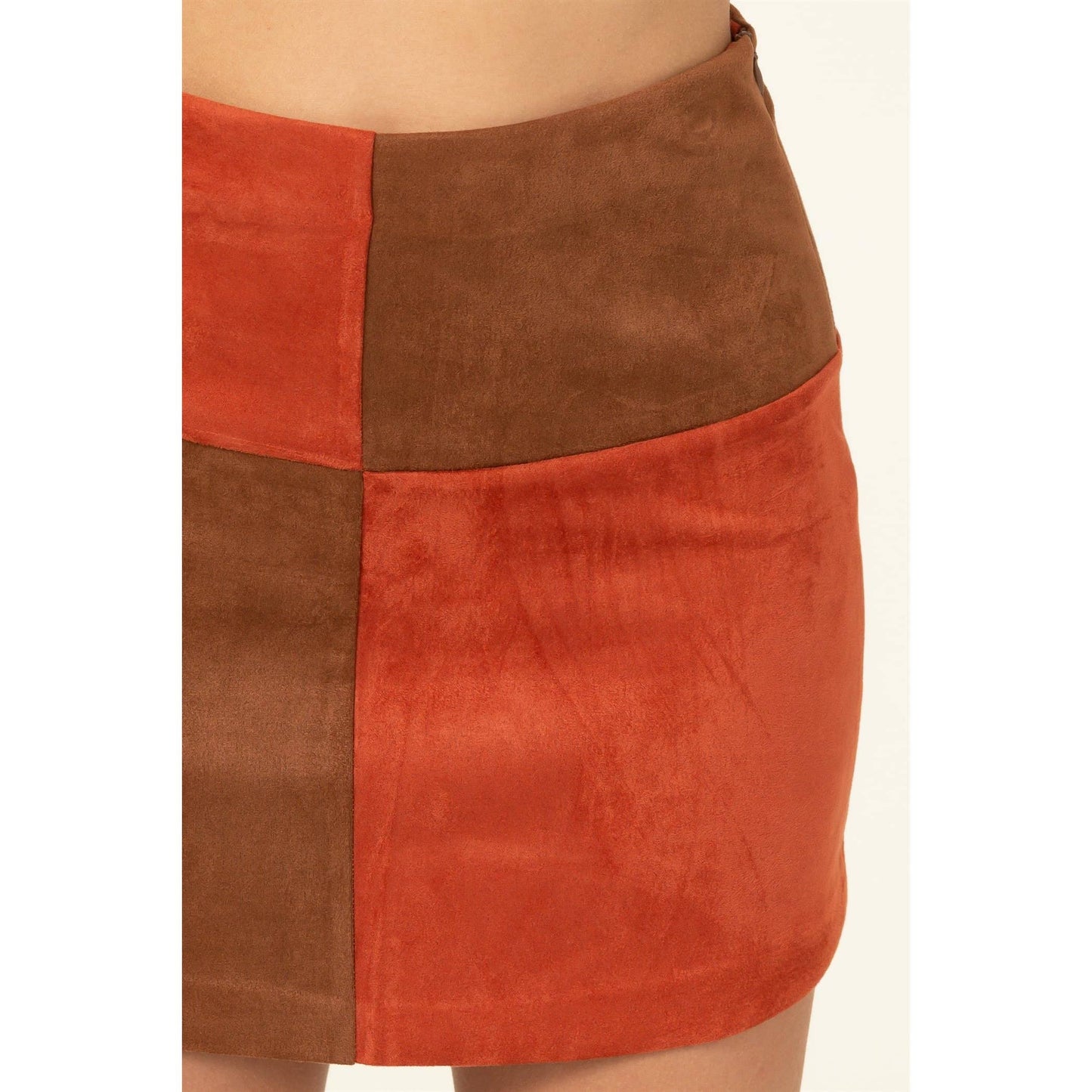 HF22H708-FAUX SUEDE COLOR BLOCK  MINI SKIRT